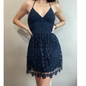 Hollister Navy Lace Dress SZ S V Neck With Strappy Back EUC